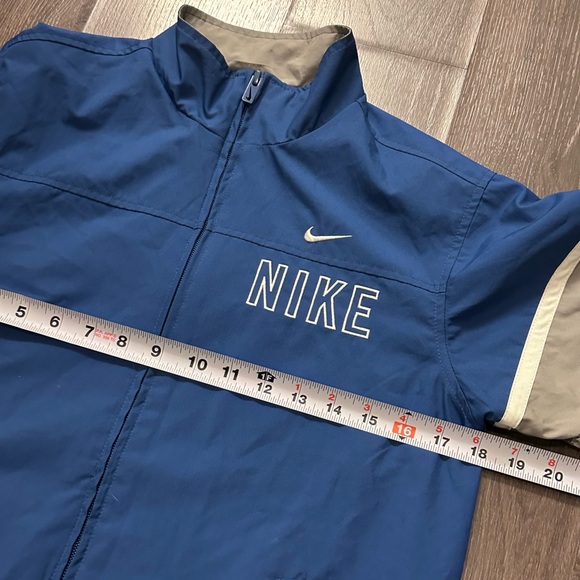 Vintage Kid’s Nike Jacket - Picture 5 of 6
